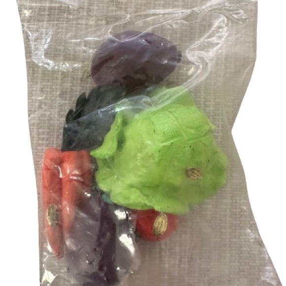 Pleasant Company Veggie Set for 18” American Girl Addy Doll (doll not included) - Picture 2 of 2